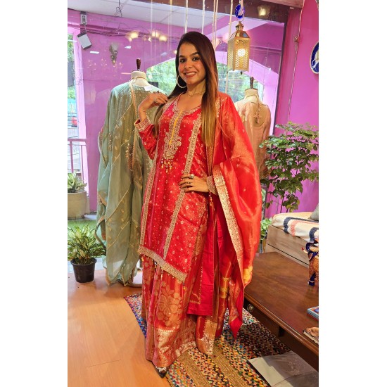 Red banarasi plazzo set